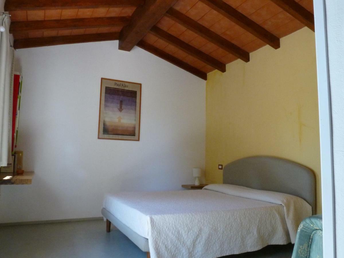 La Scala Guesthouse Berchiddeddu Habitación foto