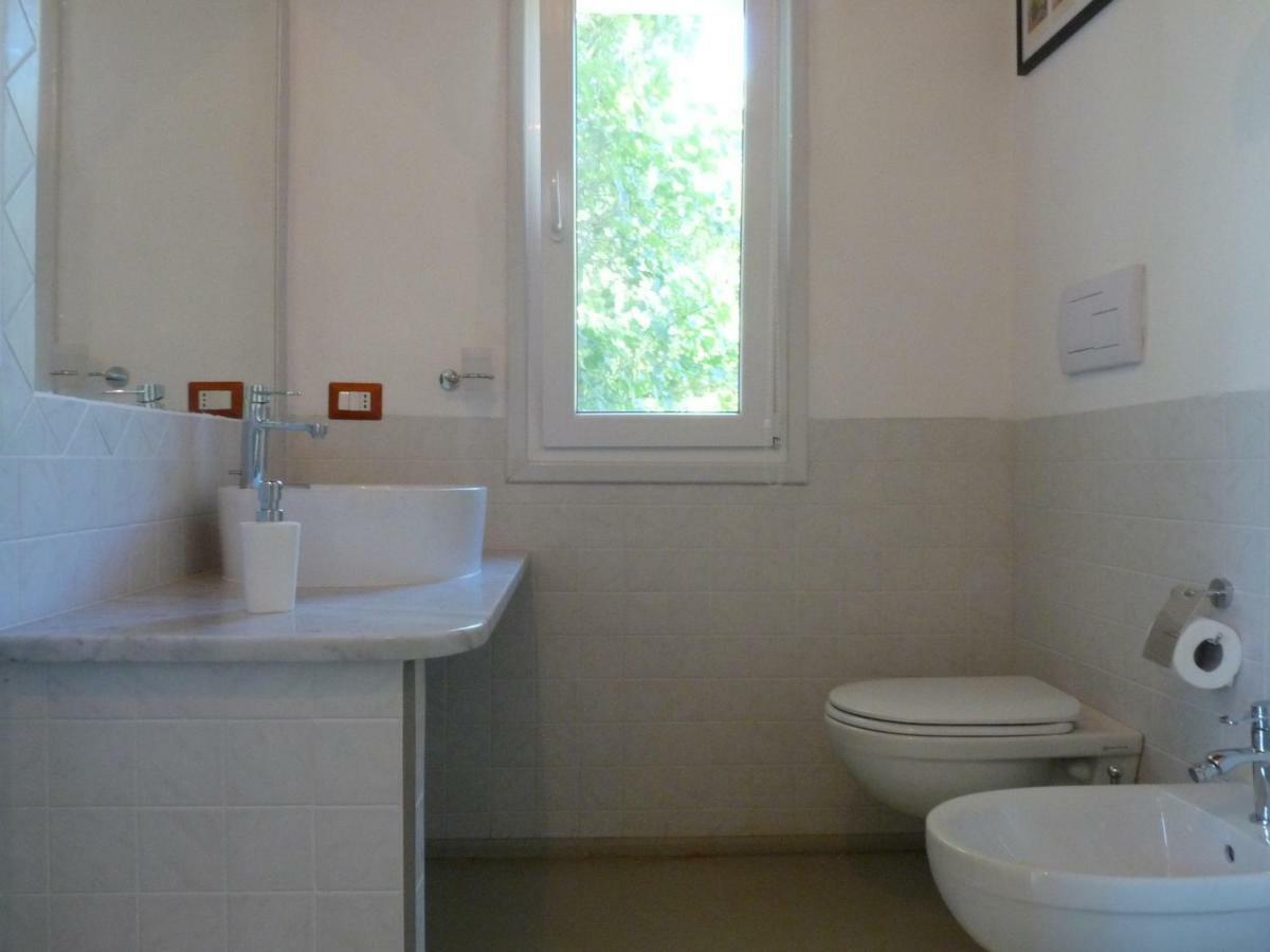 La Scala Guesthouse Berchiddeddu Habitación foto